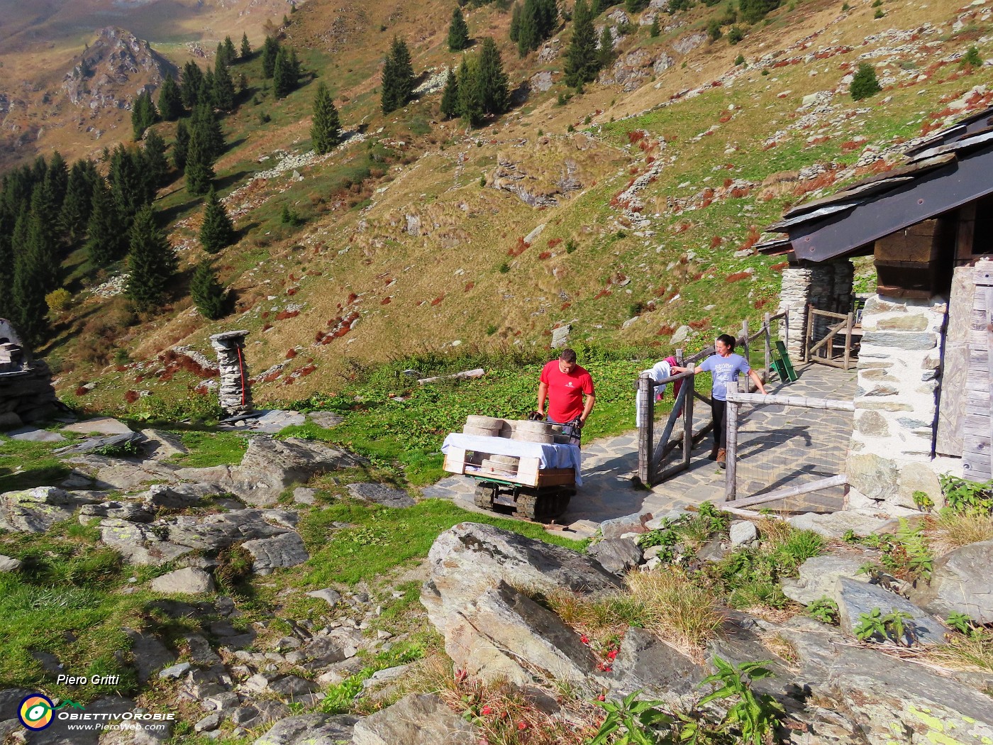 71 Casera Azzaredo chiude oggi la stagione, si rientra a Sorisole.JPG
